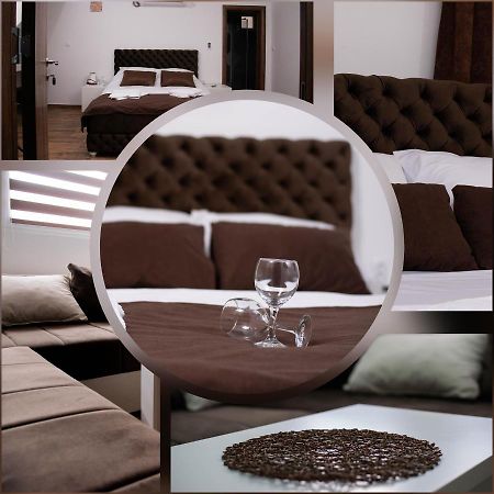 Sobe I Apartmani Casa Mia Pecinci Екстер'єр фото