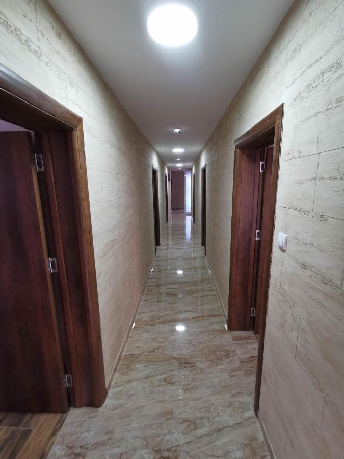 Sobe I Apartmani Casa Mia Pecinci Екстер'єр фото