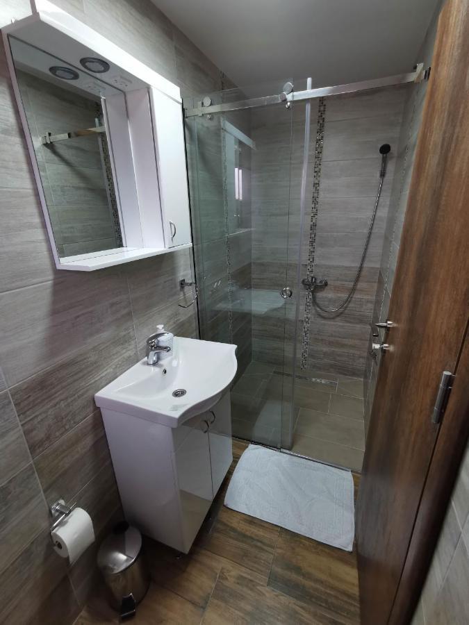 Sobe I Apartmani Casa Mia Pecinci Екстер'єр фото