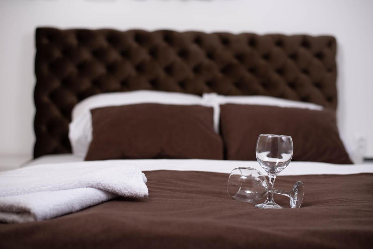 Sobe I Apartmani Casa Mia Pecinci Екстер'єр фото